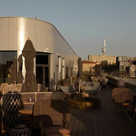 The Cloud One 4* براغ