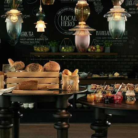 Hotel The Cloud One 4*