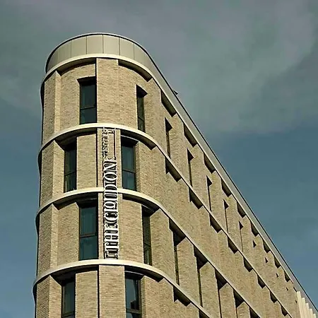 Hotel The Cloud One 4*