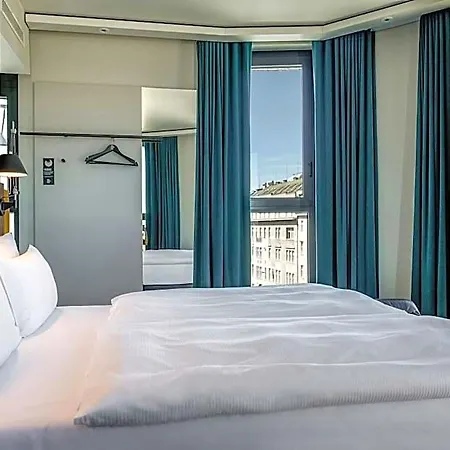 Hotel The Cloud One 4*